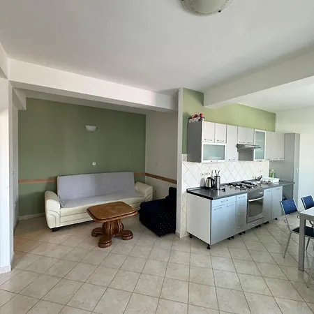 Apartment Luka