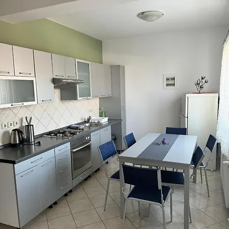 Luka Apartment