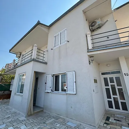 Luka Apartment Trogir